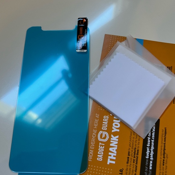 Apple iPhone X/XS/11 Pro Tempered Glass Screen Protector (NWT) - Picture 8 of 9